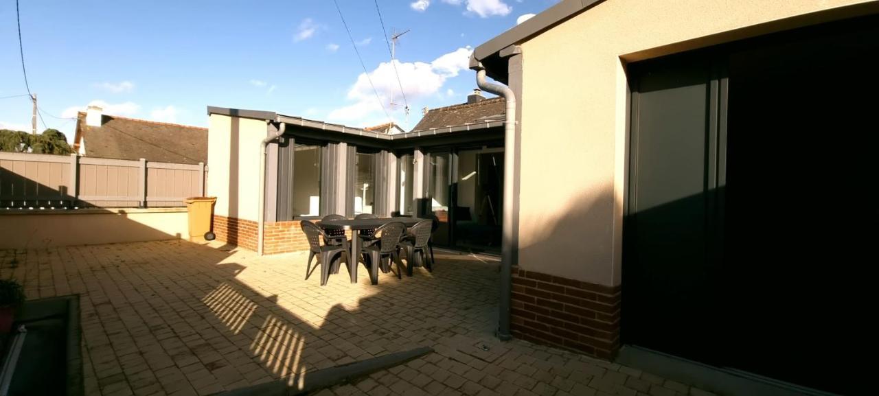 House With Terrace Near The Beach Дінар Екстер'єр фото